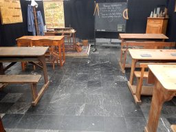Reconstitution d'une classe d'autrefois